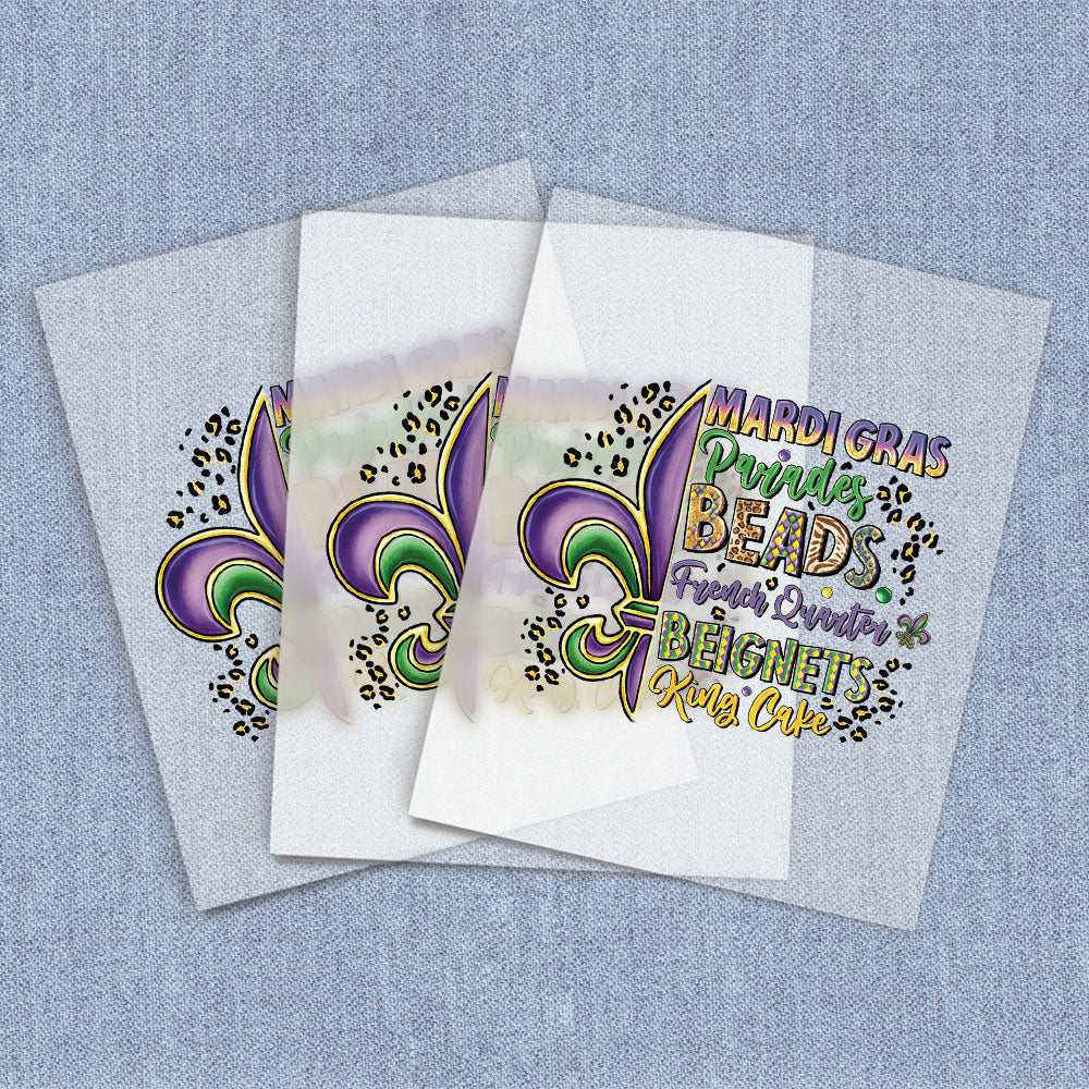 Mardi Gras Parades Beads French Quarter Beignets King Cake